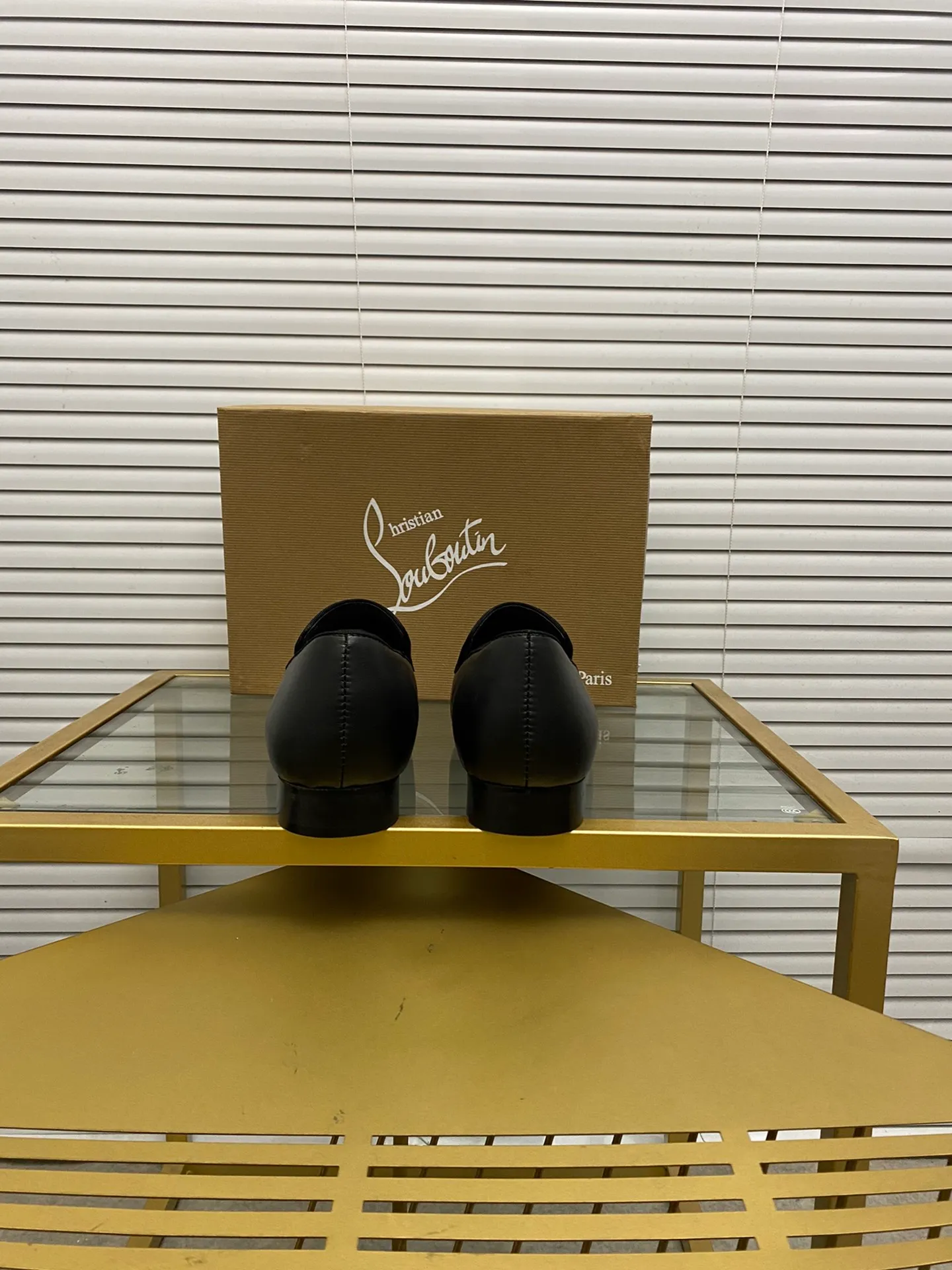 (Customized model) Ex-factory price is 500. christian louboutin2023 latest model (CL red sole shoes) counter series, casual sneakers for couples 📢 📢 📢 exclusive hot style release 🎈🎈💪 movable latex feet 👻 finished outsole line [satisfied] 😝Female 35-40# Male 38#-46, global supply😝 [Top version]: Original imported genuine leather upper, top original leather lining, original molded TPU outsole, original 1:1 detail processing, original shoe last,